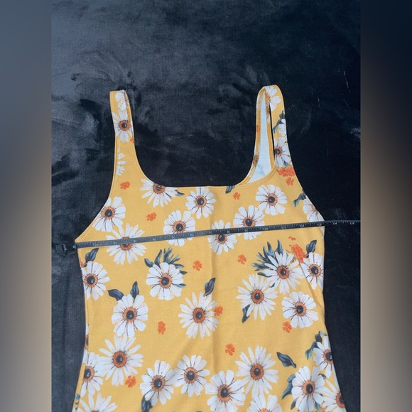 Zara (Trafaluc) - Floral Body-con Sunflower Dress - Sz- M 👗🛍️ - Picture 8 of 8